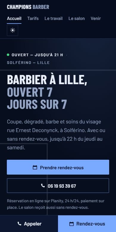 Le site de Champions Barber, salon de coiffure à Lille, affiché sur un écran de téléphone