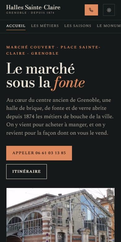 Le site de Halles Sainte-Claire, commerce de proximité à Grenoble, affiché sur un écran de téléphone
